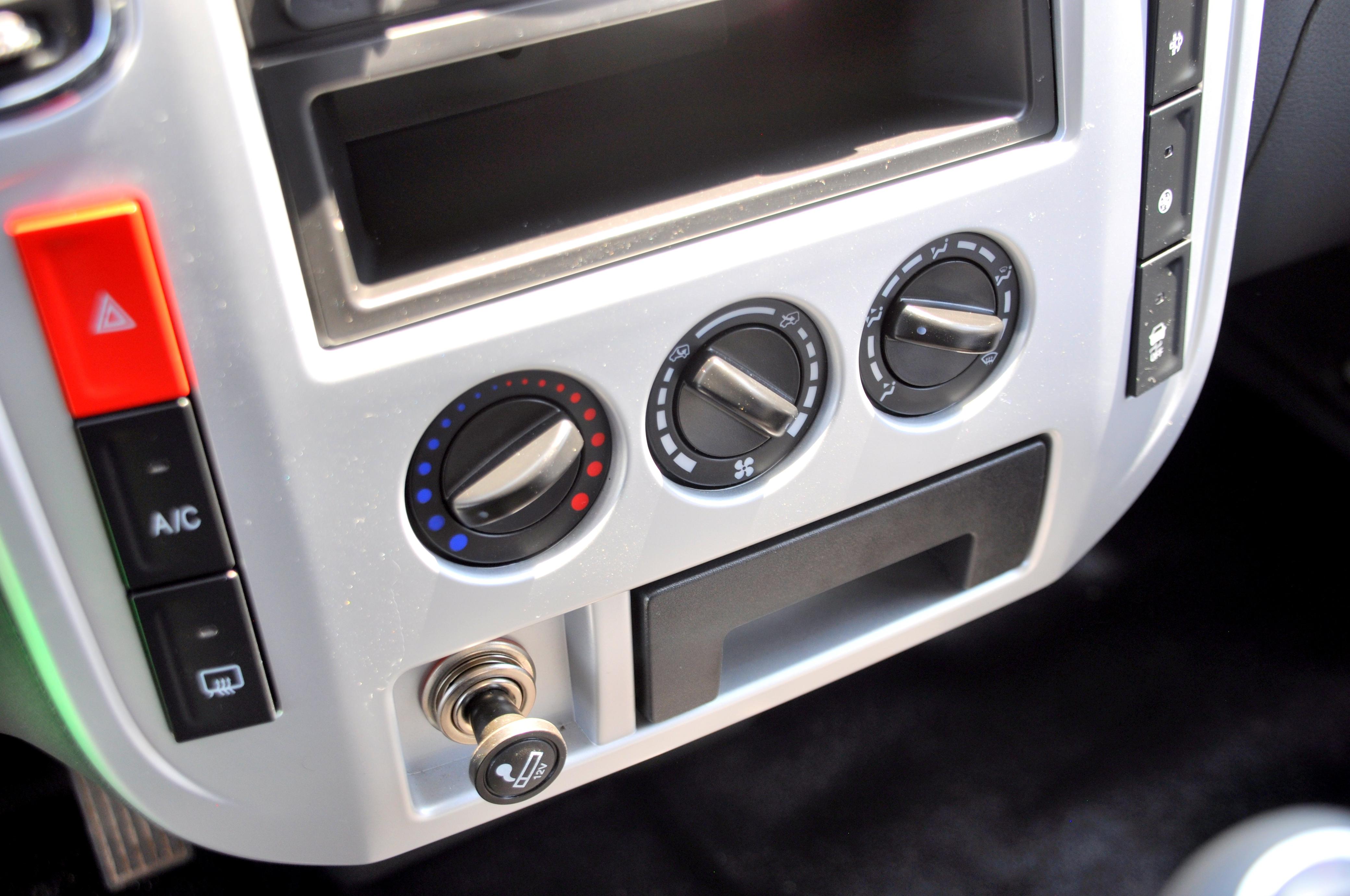 Dongfeng Captain-T Фургон Пром