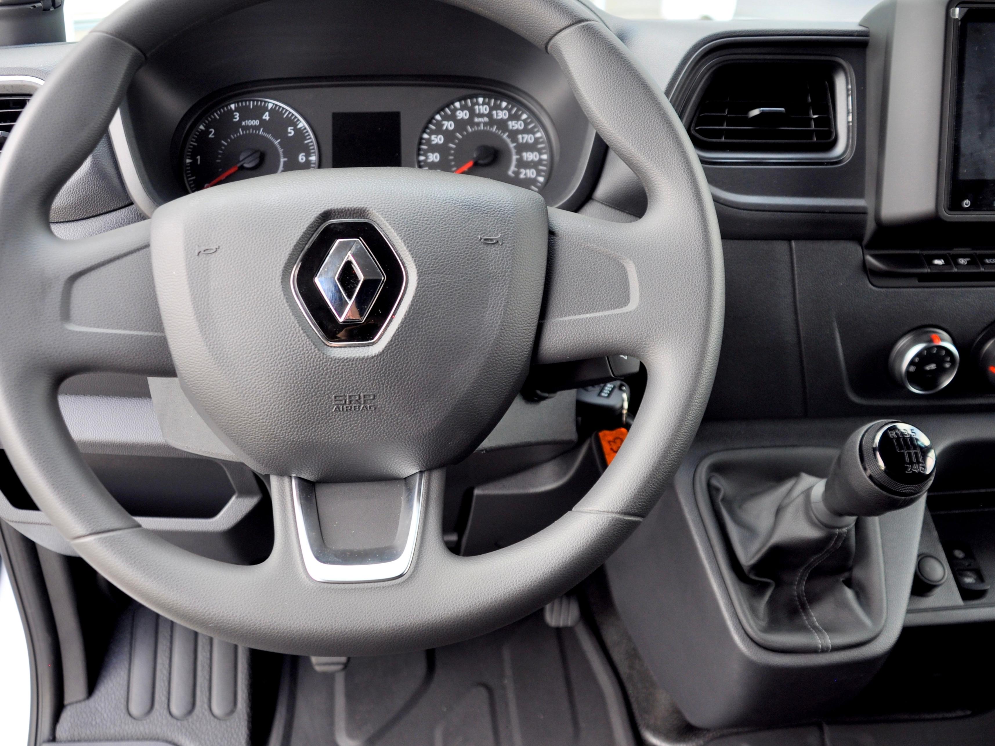 Renault MASTER L2H2 Цельнометаллический фургон