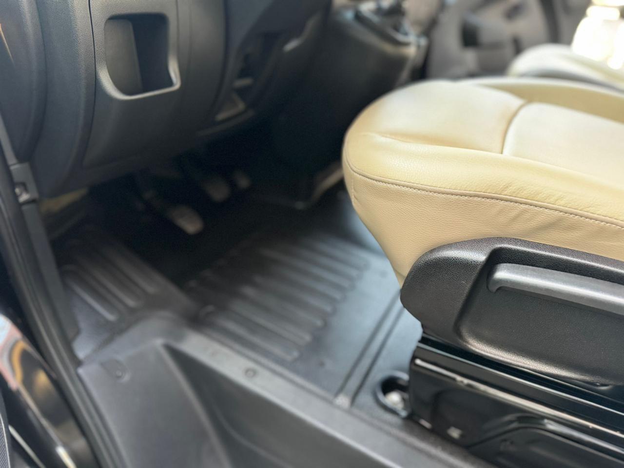 Renault MASTER Пассажирский автобус 9 мест