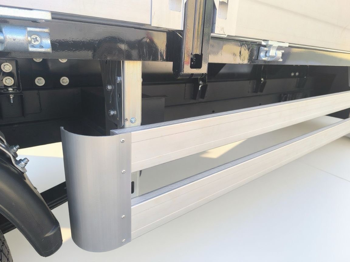 Renault MASTER Бортовой грузовик L3